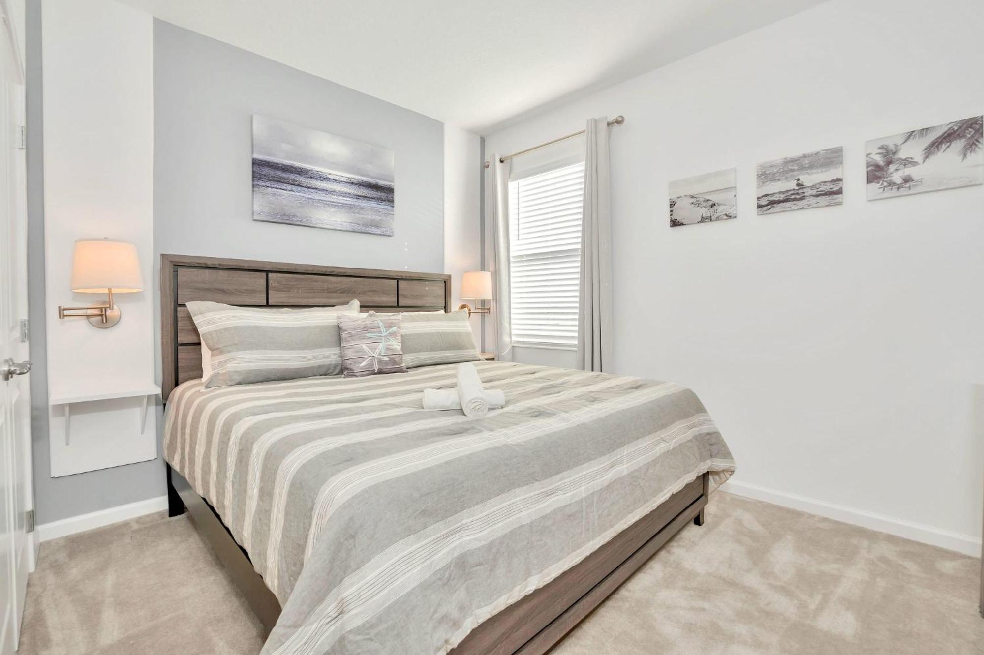 8br Family With Private Pool & Theatre Kissimmee