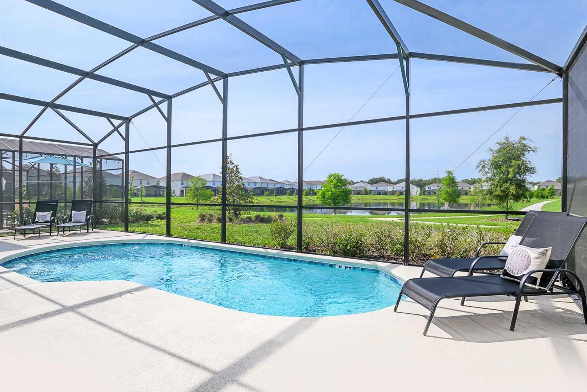 Holiday home 8br Family With Private Pool & Theatre